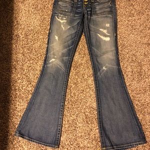 True Religion boot cut jeans💝